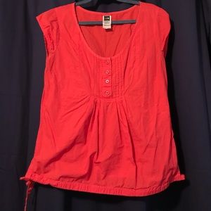 Cute Northface top